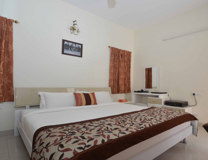 Bedroom | Service Apartment in Race Course, Coimbatore