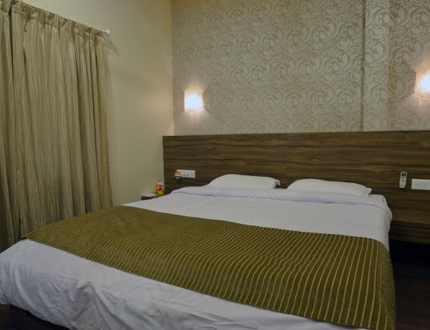 Bed Room | service apartments in Koregaon Park, Pune