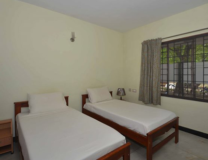 Master Bed Room | Alcove Service Apartments in chennai
